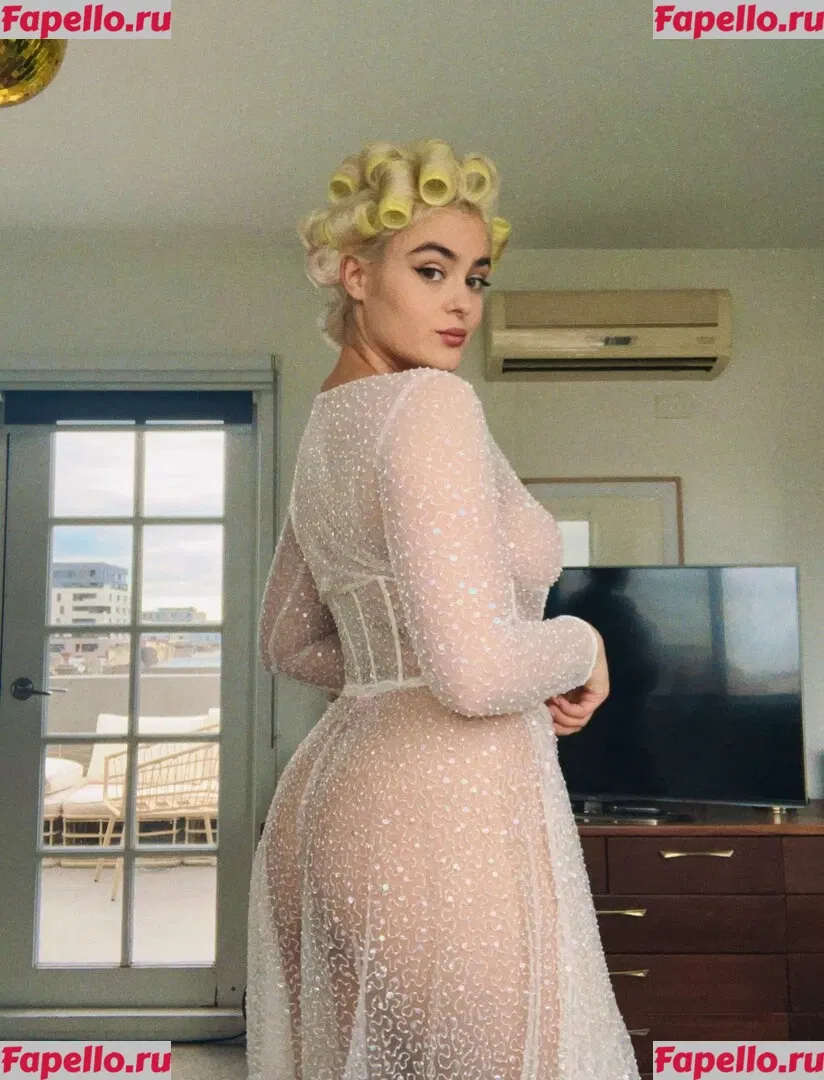 Stefania Ferrario Onlyfans Photo Gallery 