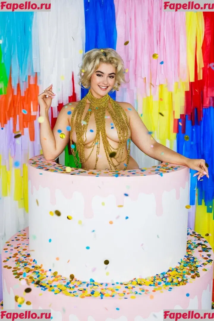 Stefania Ferrario Onlyfans Photo Gallery 