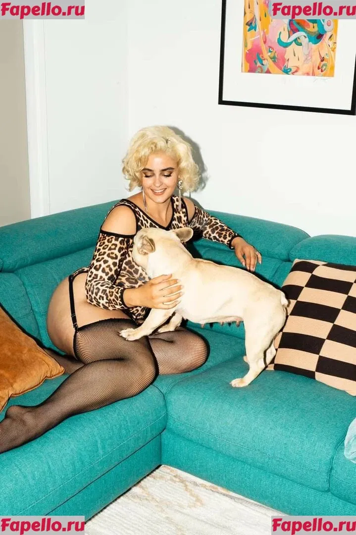 Stefania Ferrario Onlyfans Photo Gallery 