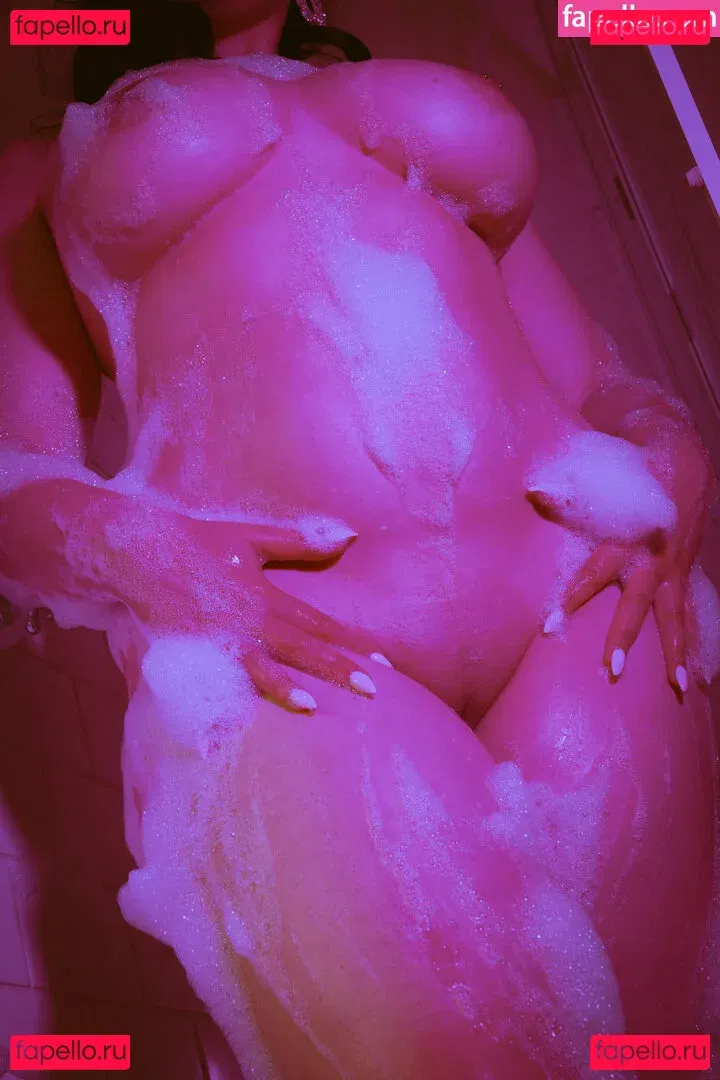 Stefania Ferrario Onlyfans Photo Gallery 