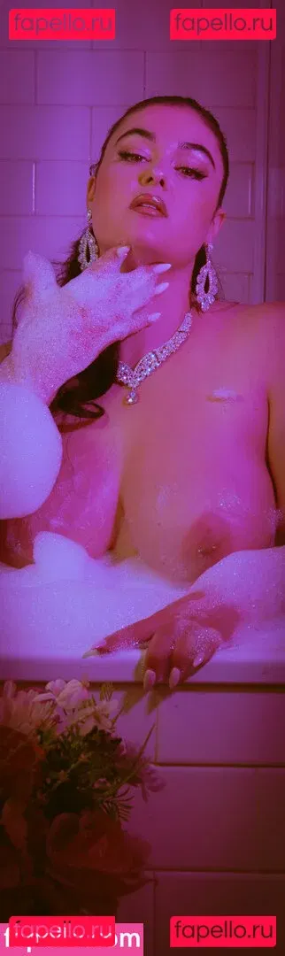 Stefania Ferrario Onlyfans Photo Gallery 