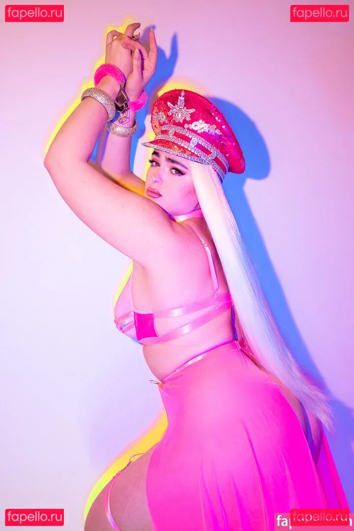 Stefania Ferrario Onlyfans Photo Gallery 