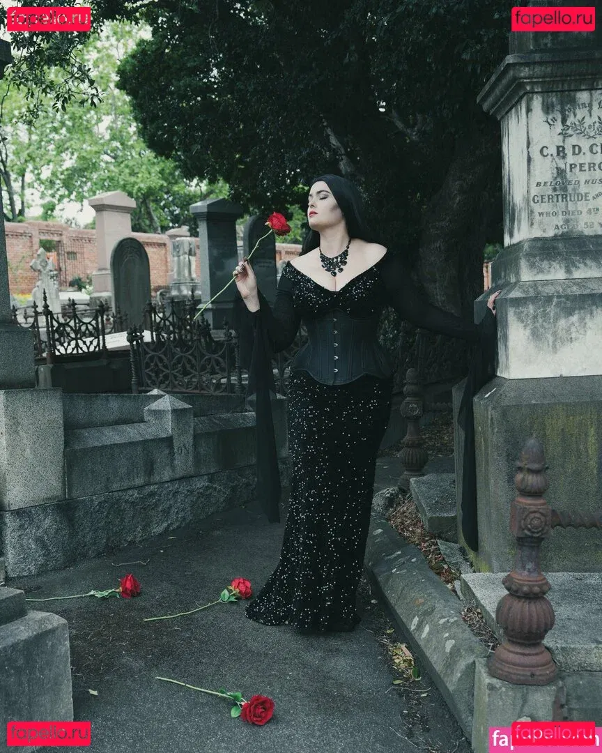 Stefania Ferrario Onlyfans Photo Gallery 