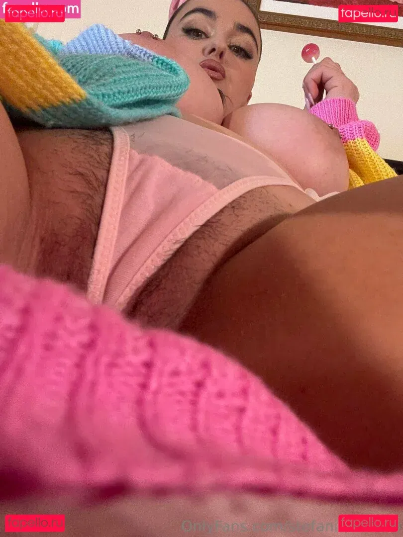 Stefania Ferrario Onlyfans Photo Gallery 