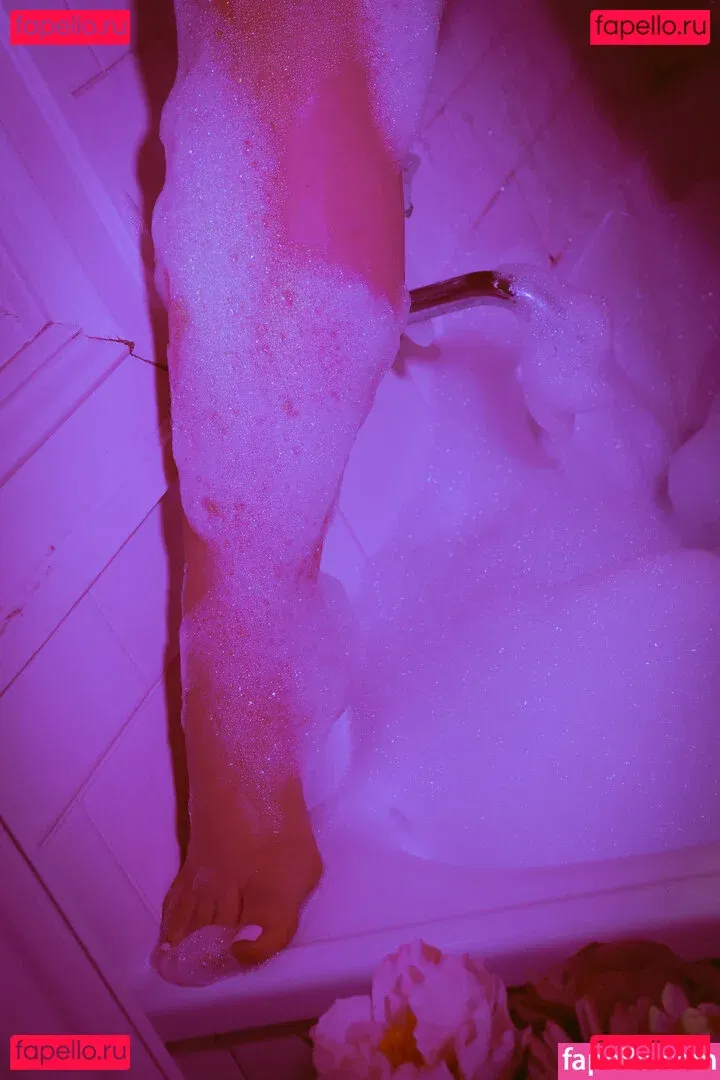 Stefania Ferrario Onlyfans Photo Gallery 