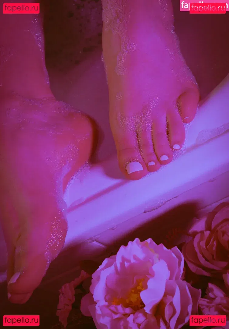 Stefania Ferrario Onlyfans Photo Gallery 