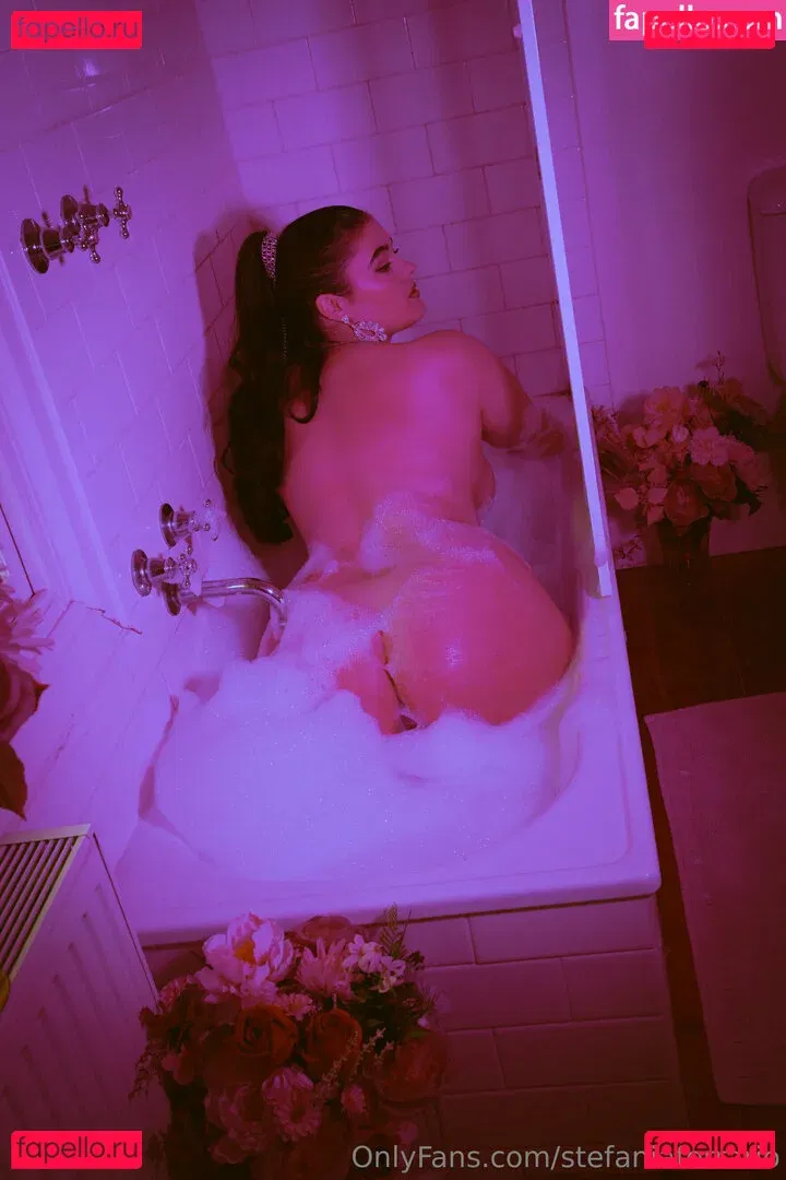 Stefania Ferrario Onlyfans Photo Gallery 