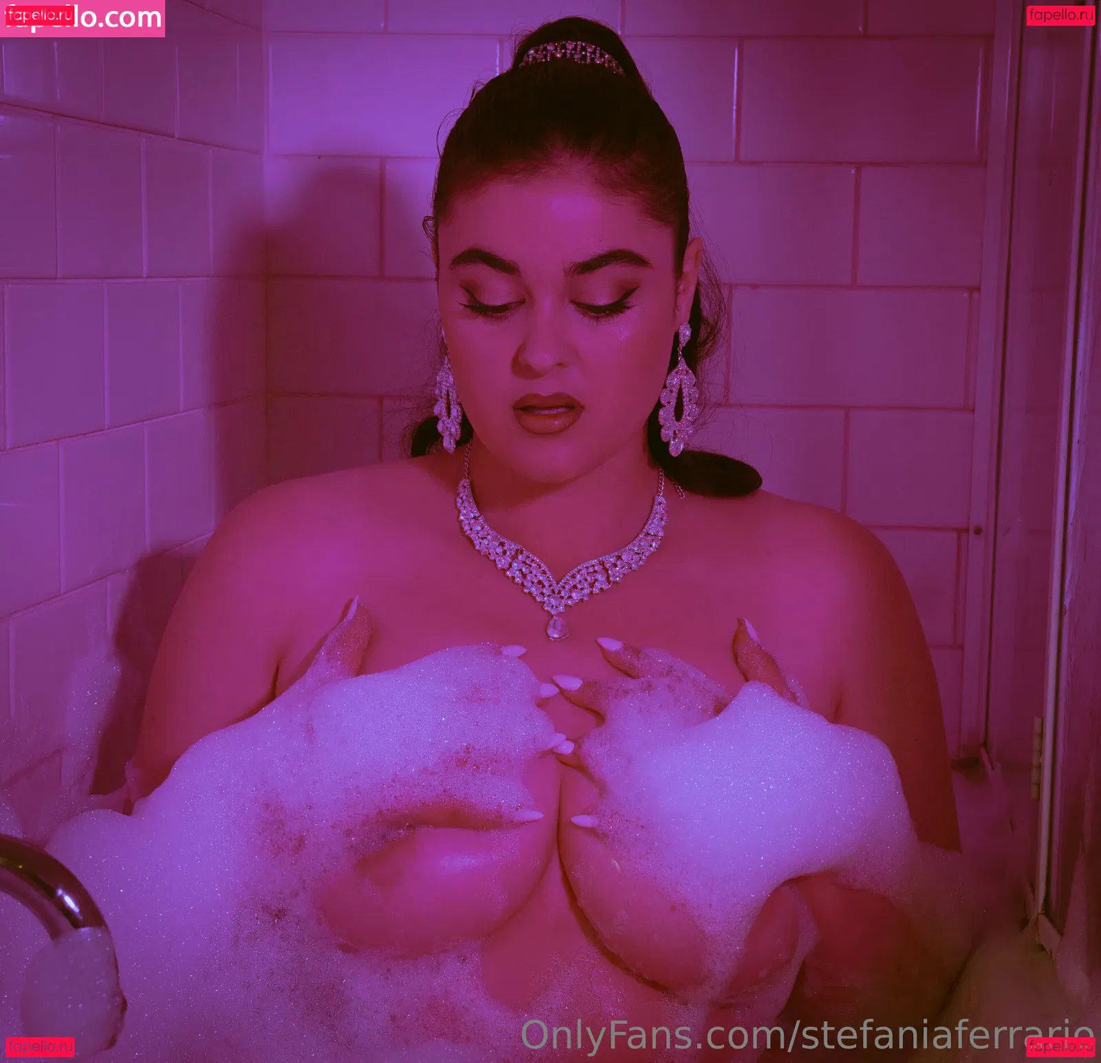 Stefania Ferrario Onlyfans Photo Gallery 