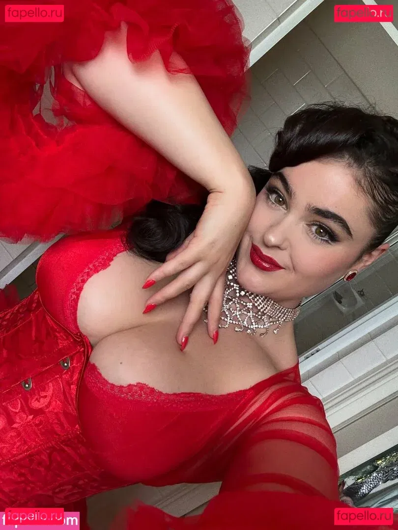 Stefania Ferrario Onlyfans Photo Gallery 