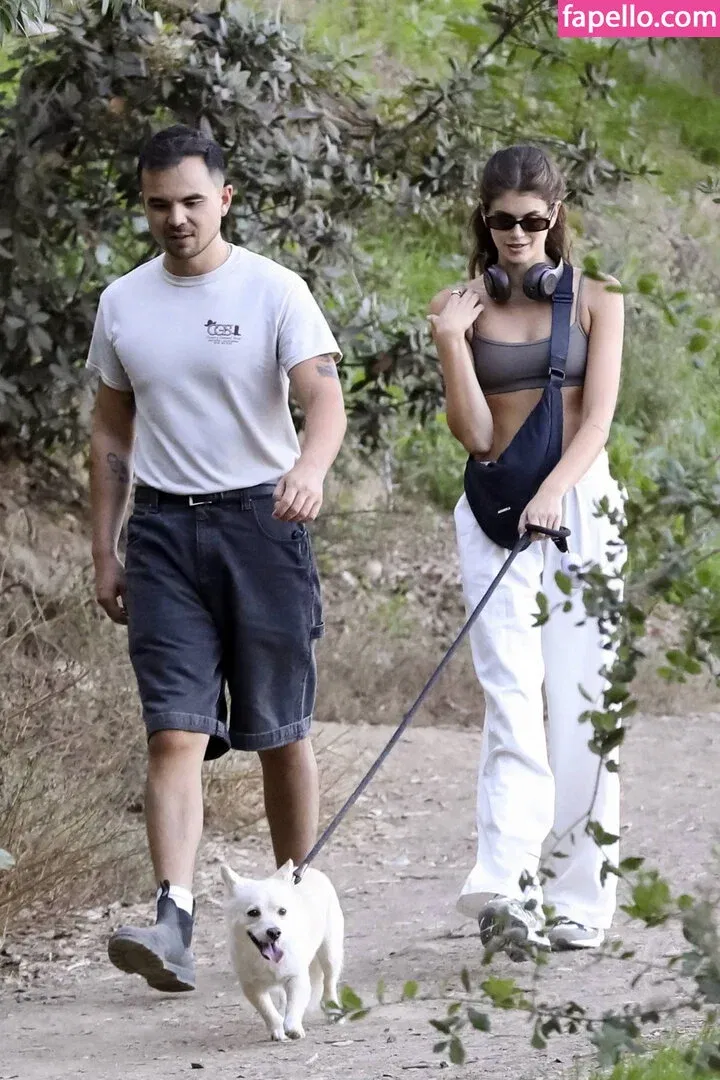 Kaia Gerber Onlyfans Photo Gallery 