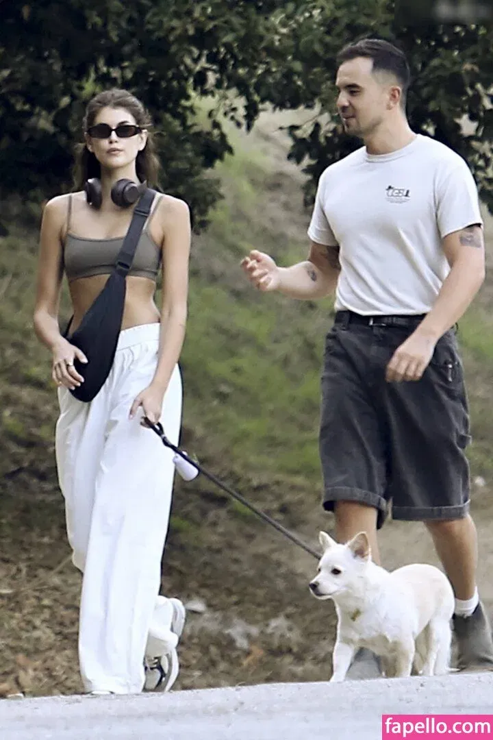 Kaia Gerber Onlyfans Photo Gallery 