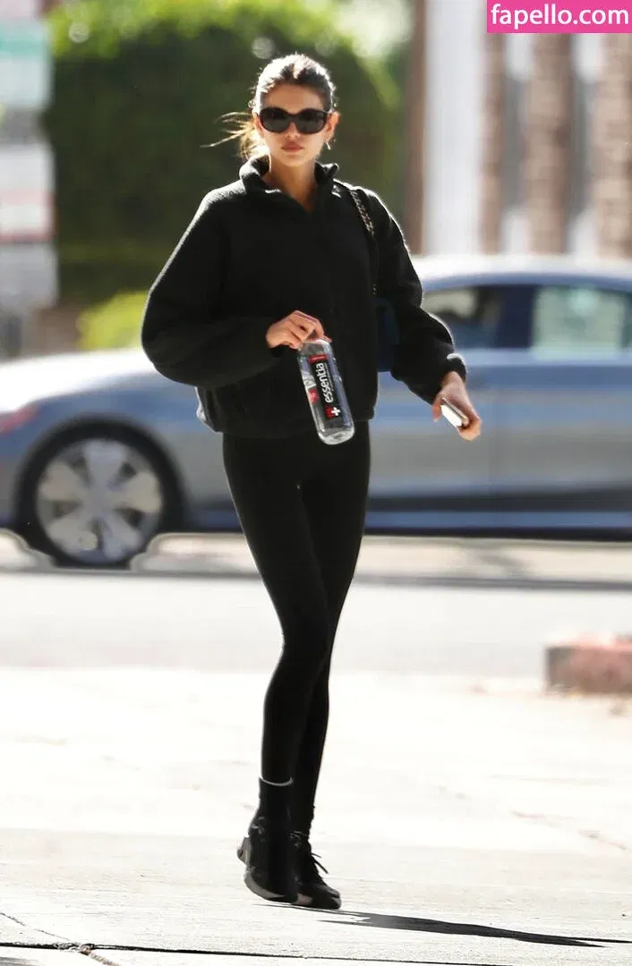 Kaia Gerber Onlyfans Photo Gallery 