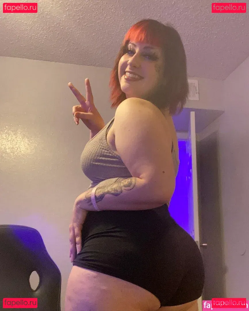 nek0mama Onlyfans Photo Gallery 