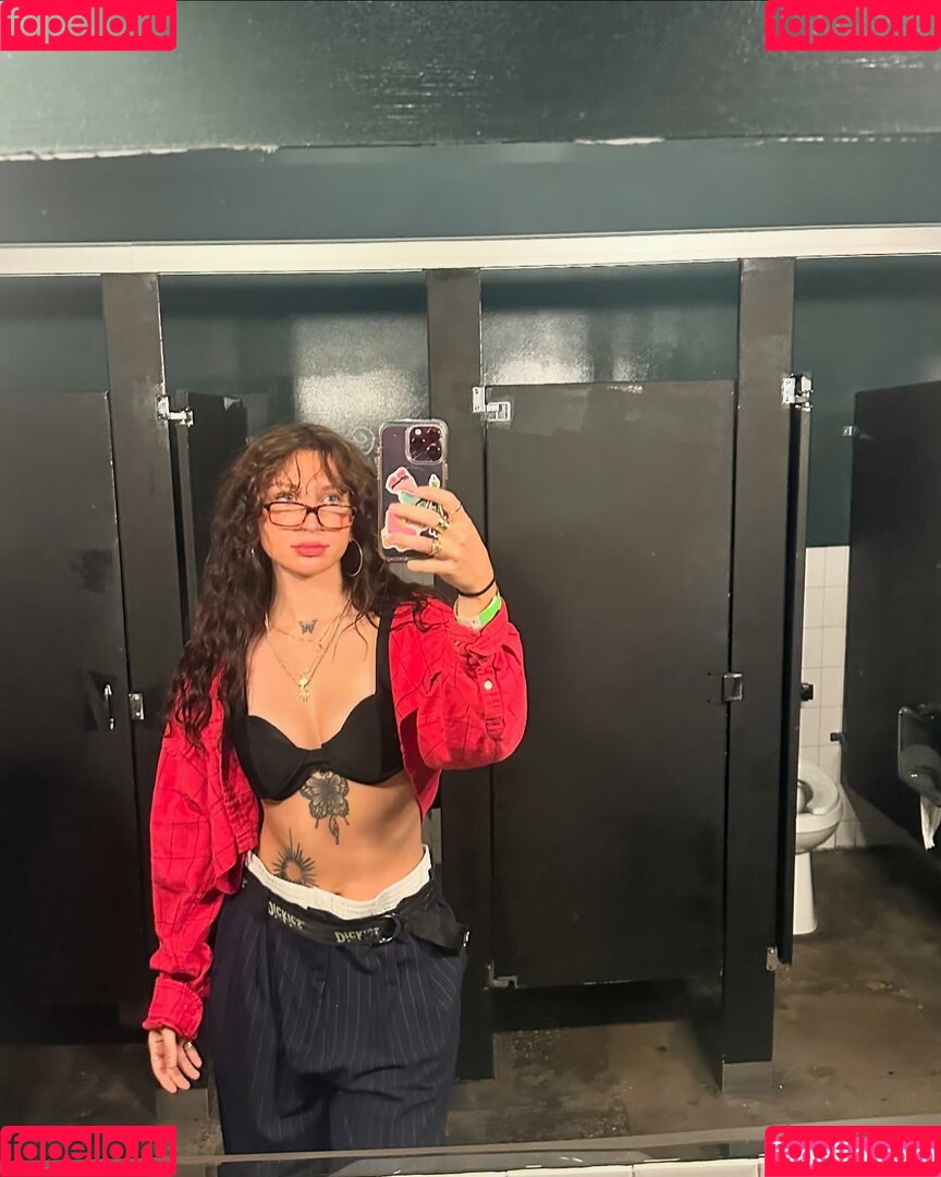 Ally R Onlyfans Photo Gallery 