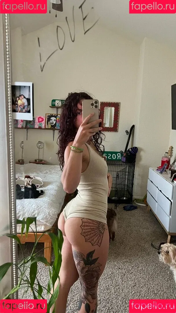 Ally R Onlyfans Photo Gallery 
