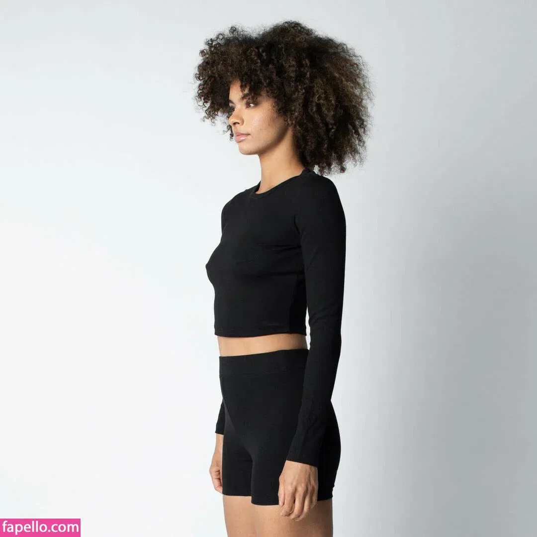 Ally R Onlyfans Photo Gallery 