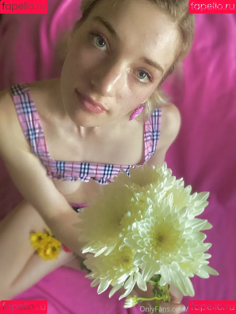 Pixie Nicky Onlyfans Photo Gallery 