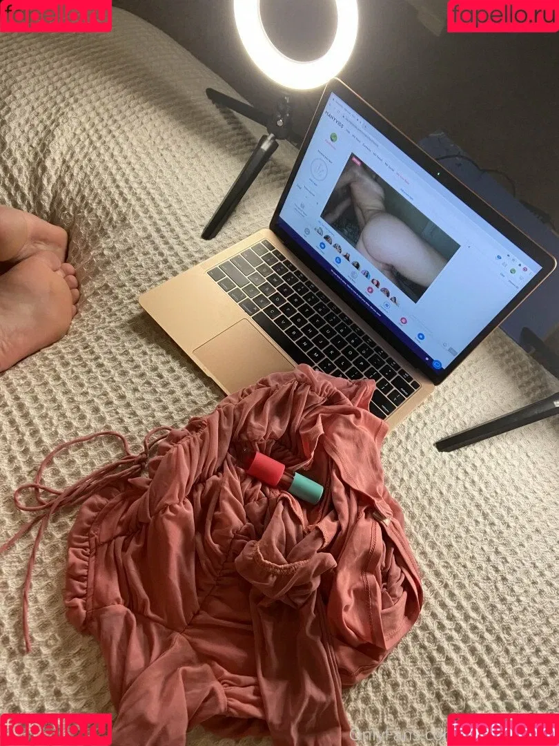 Pixie Nicky Onlyfans Photo Gallery 