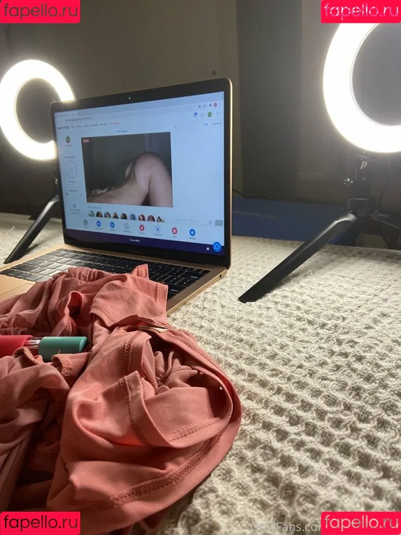 Pixie Nicky Onlyfans Photo Gallery 