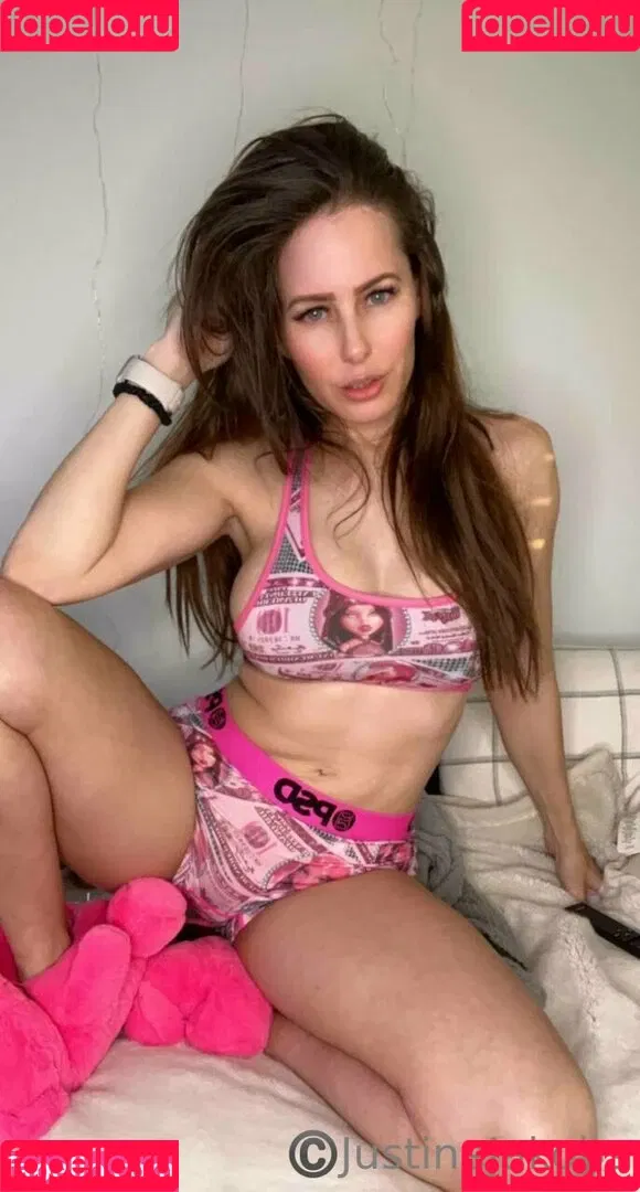 justinejakobs Onlyfans Photo Gallery 