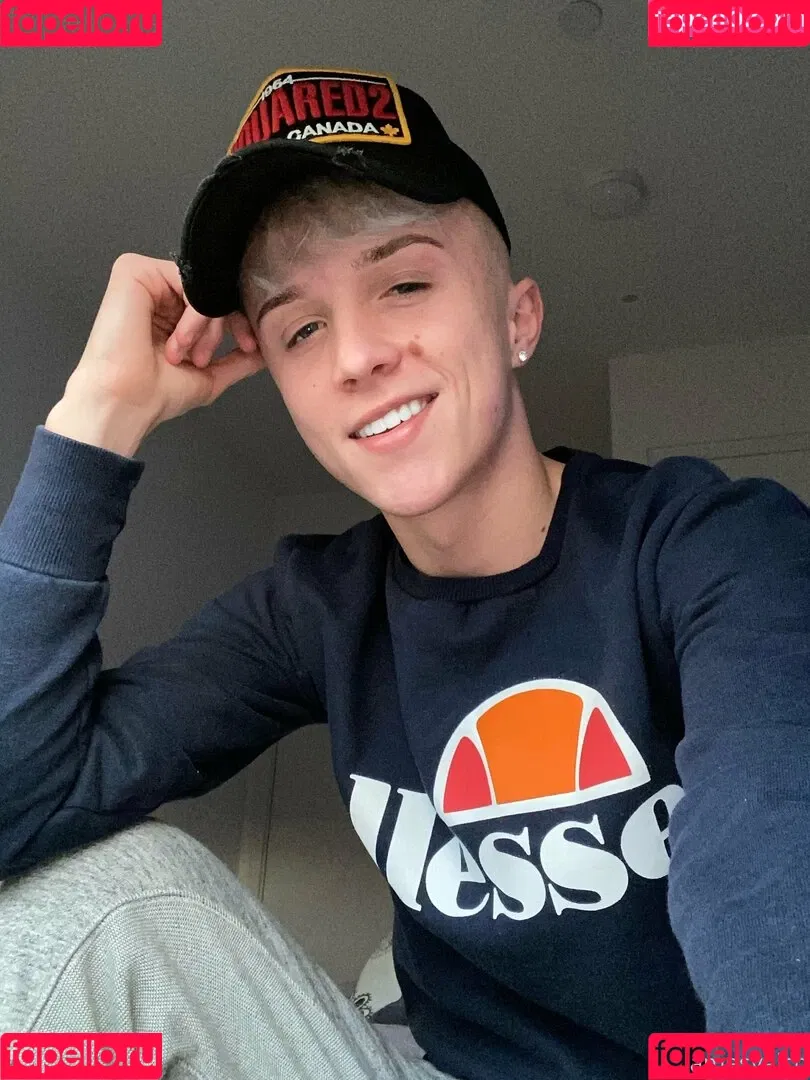 jamesyalch Onlyfans Photo Gallery 