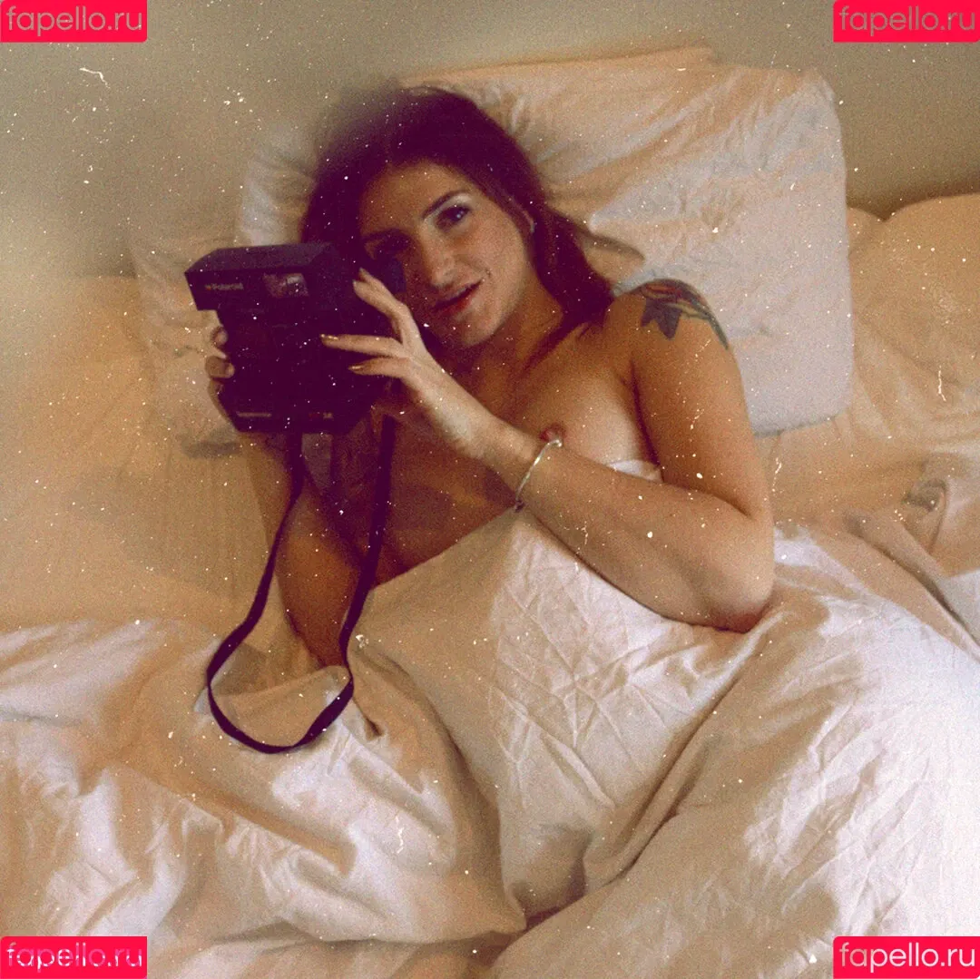 adreenacuckoldress Onlyfans Photo Gallery 
