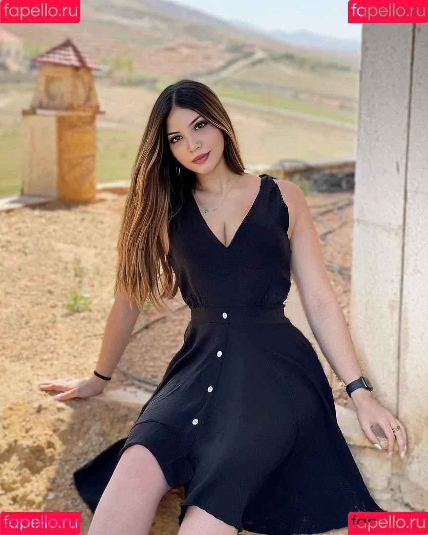 Gaelle Fares Onlyfans Photo Gallery 