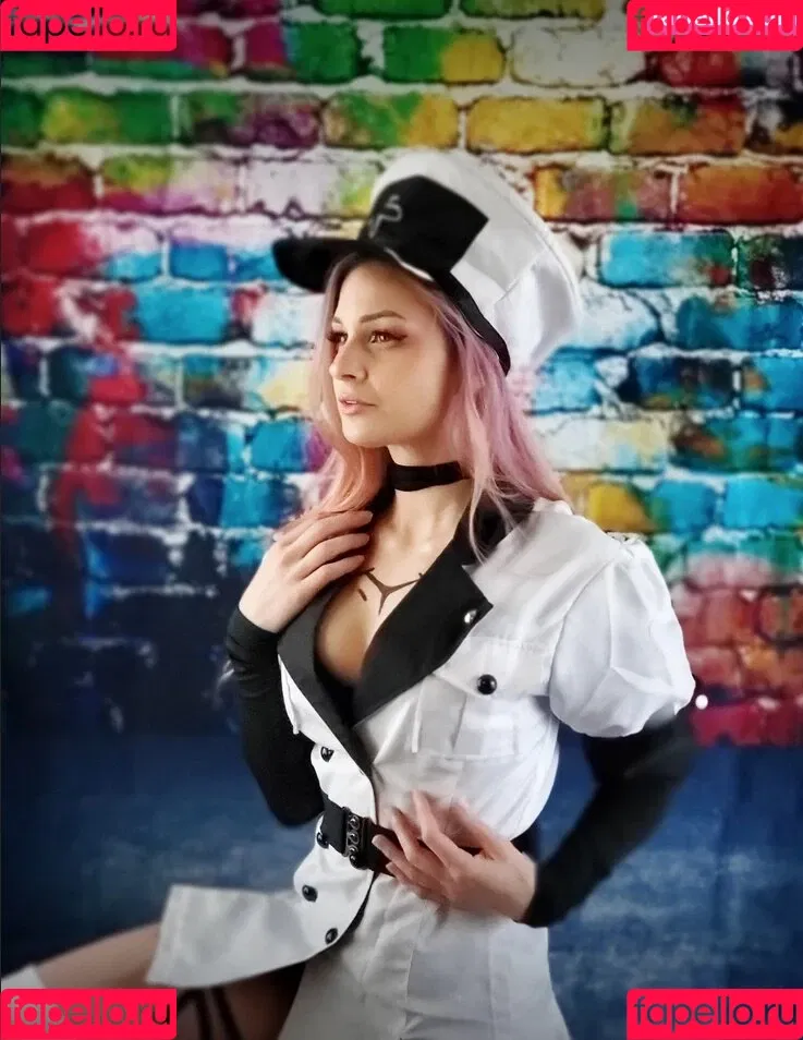 IceTokki Onlyfans Photo Gallery 