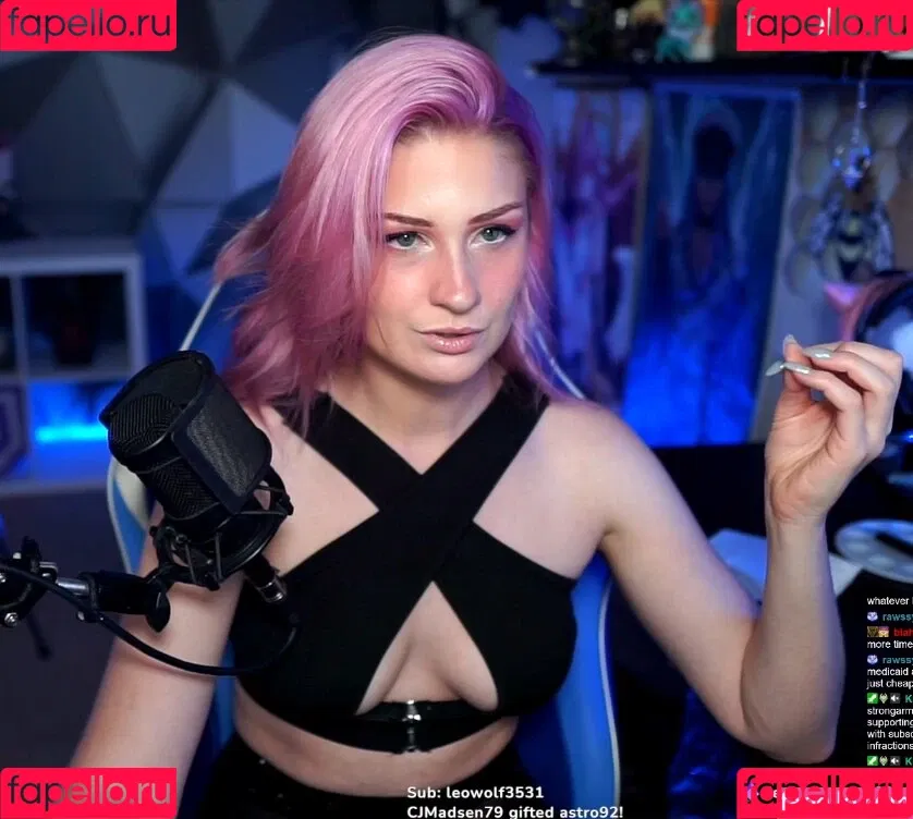 IceTokki Onlyfans Photo Gallery 