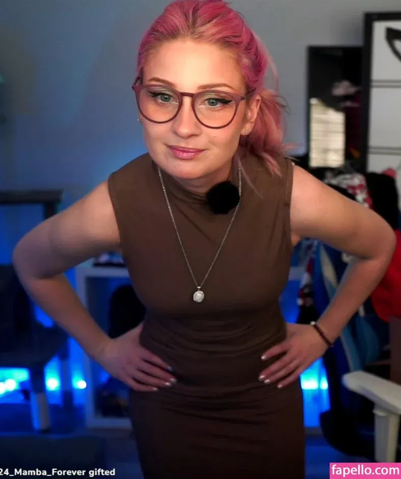 IceTokki Onlyfans Photo Gallery 