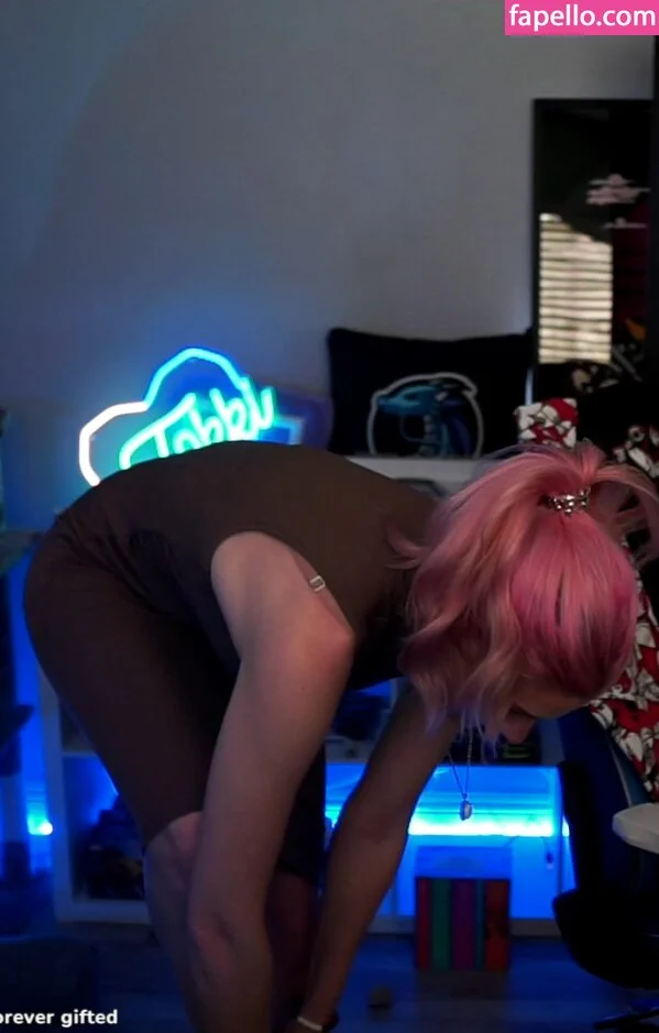 IceTokki Onlyfans Photo Gallery 