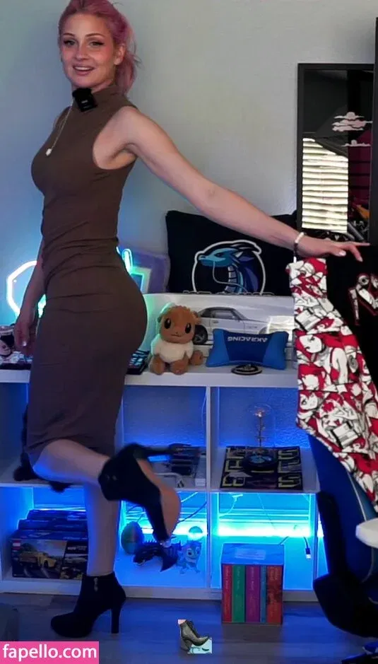 IceTokki Onlyfans Photo Gallery 