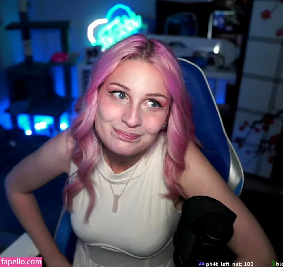 IceTokki Onlyfans Photo Gallery 