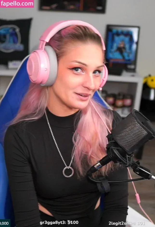 IceTokki Onlyfans Photo Gallery 