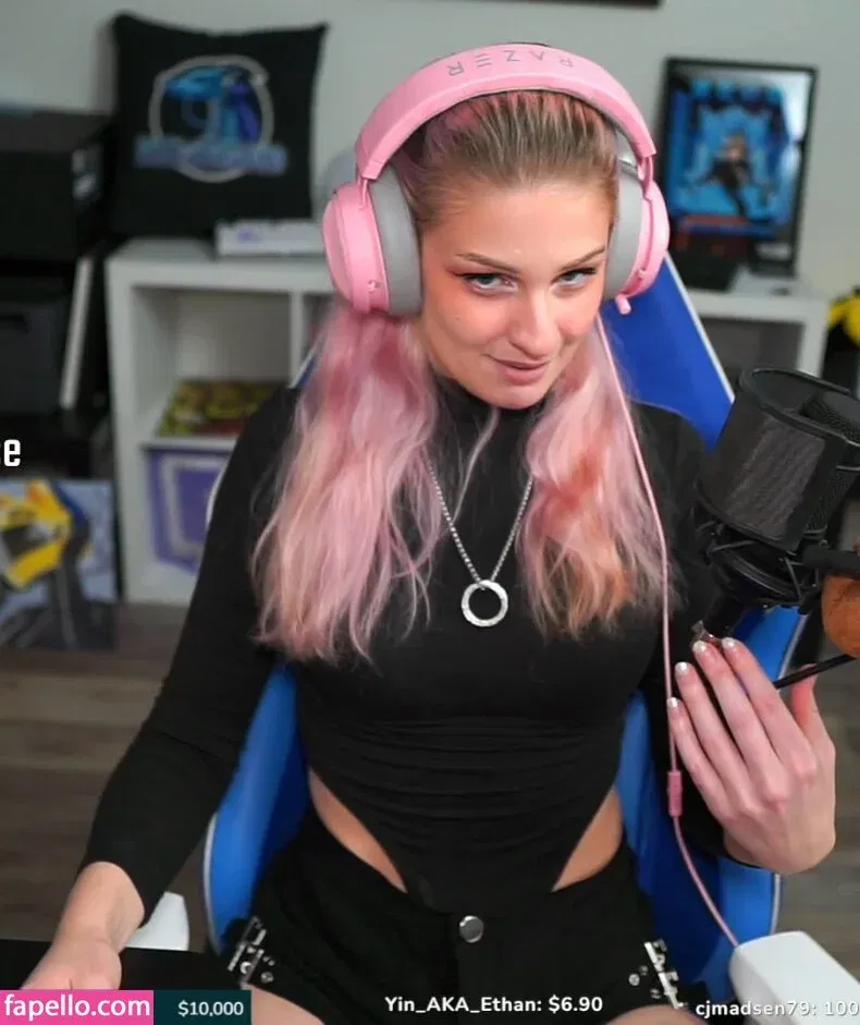 IceTokki Onlyfans Photo Gallery 