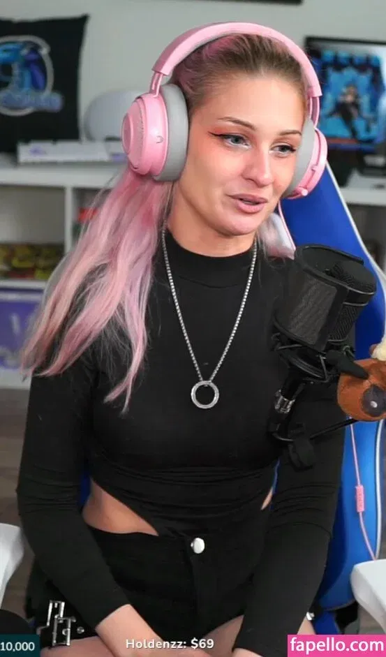 IceTokki Onlyfans Photo Gallery 