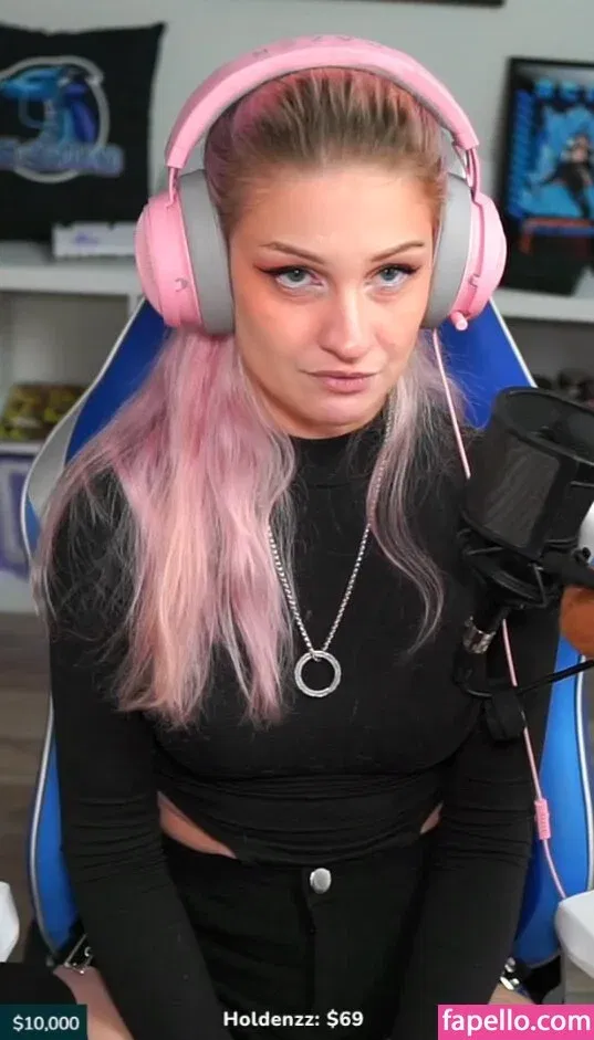 IceTokki Onlyfans Photo Gallery 