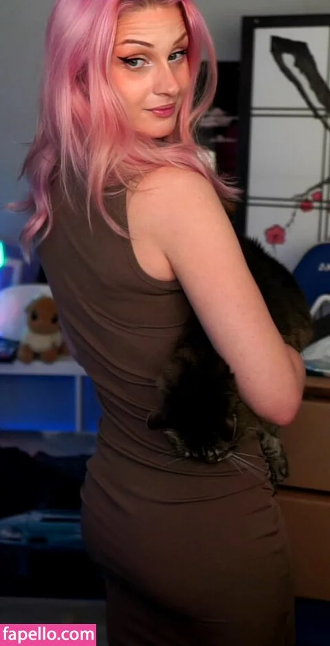 IceTokki Onlyfans Photo Gallery 