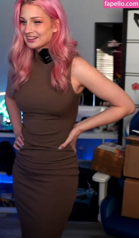 IceTokki Onlyfans Photo Gallery 