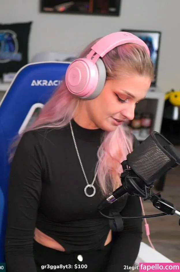 IceTokki Onlyfans Photo Gallery 