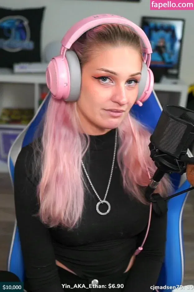 IceTokki Onlyfans Photo Gallery 