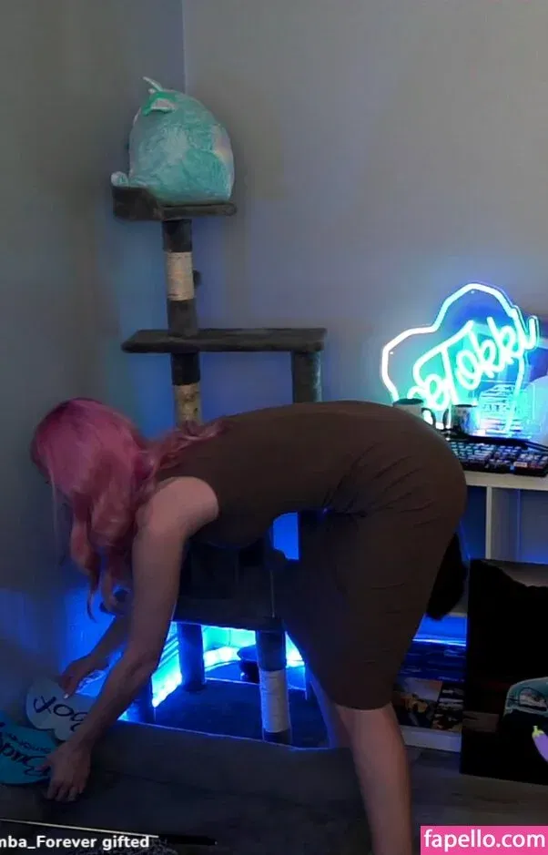 IceTokki Onlyfans Photo Gallery 