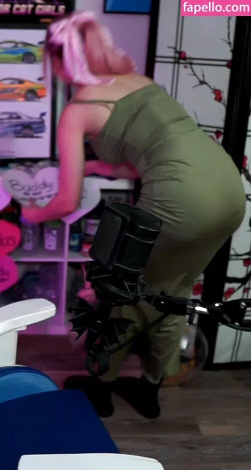 IceTokki Onlyfans Photo Gallery 