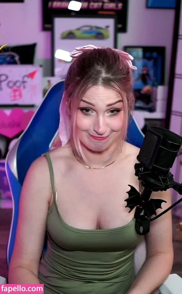 IceTokki Onlyfans Photo Gallery 