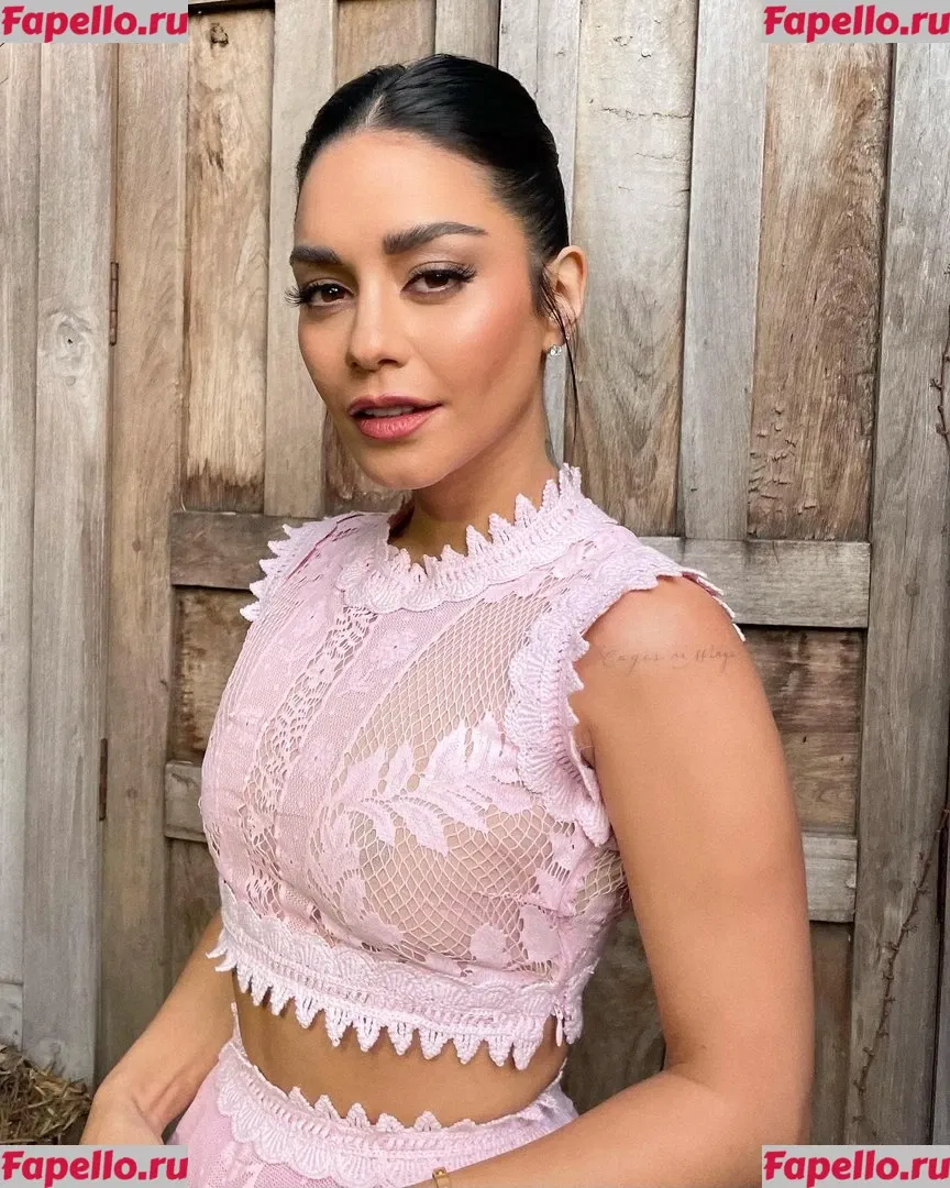 Vanessa Hudgens Onlyfans Photo Gallery 