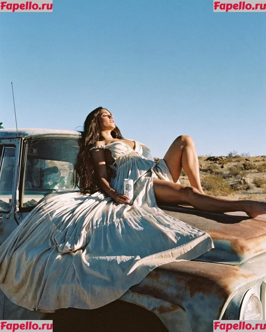 Vanessa Hudgens Onlyfans Photo Gallery 