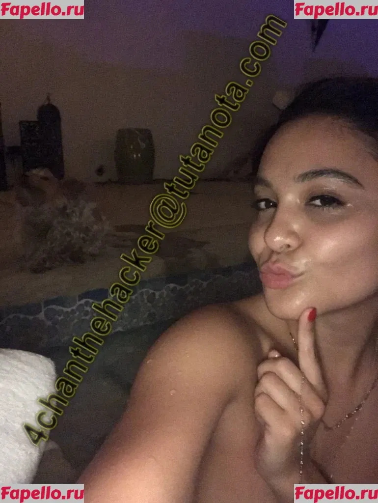 Vanessa Hudgens Onlyfans Photo Gallery 