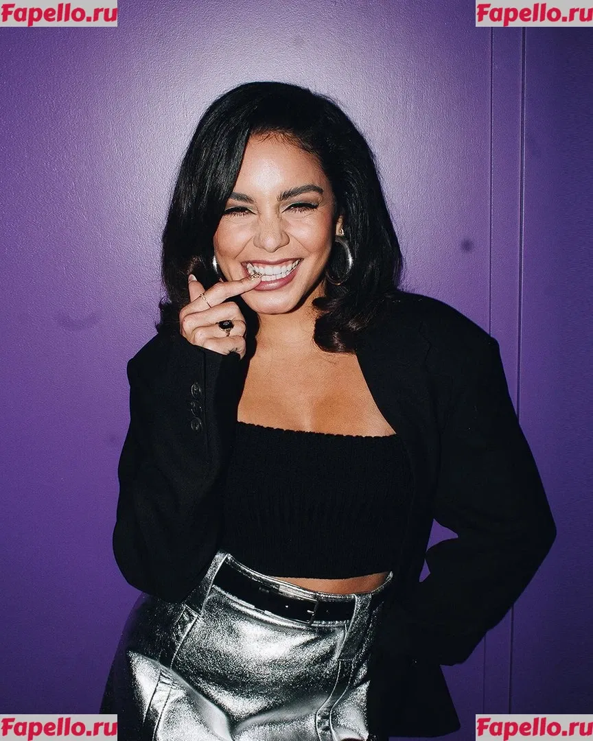 Vanessa Hudgens Onlyfans Photo Gallery 