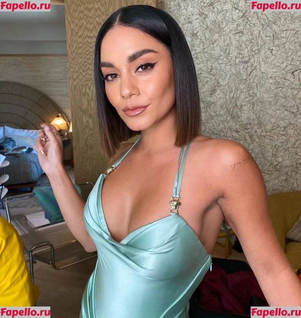 Vanessa Hudgens Onlyfans Photo Gallery 