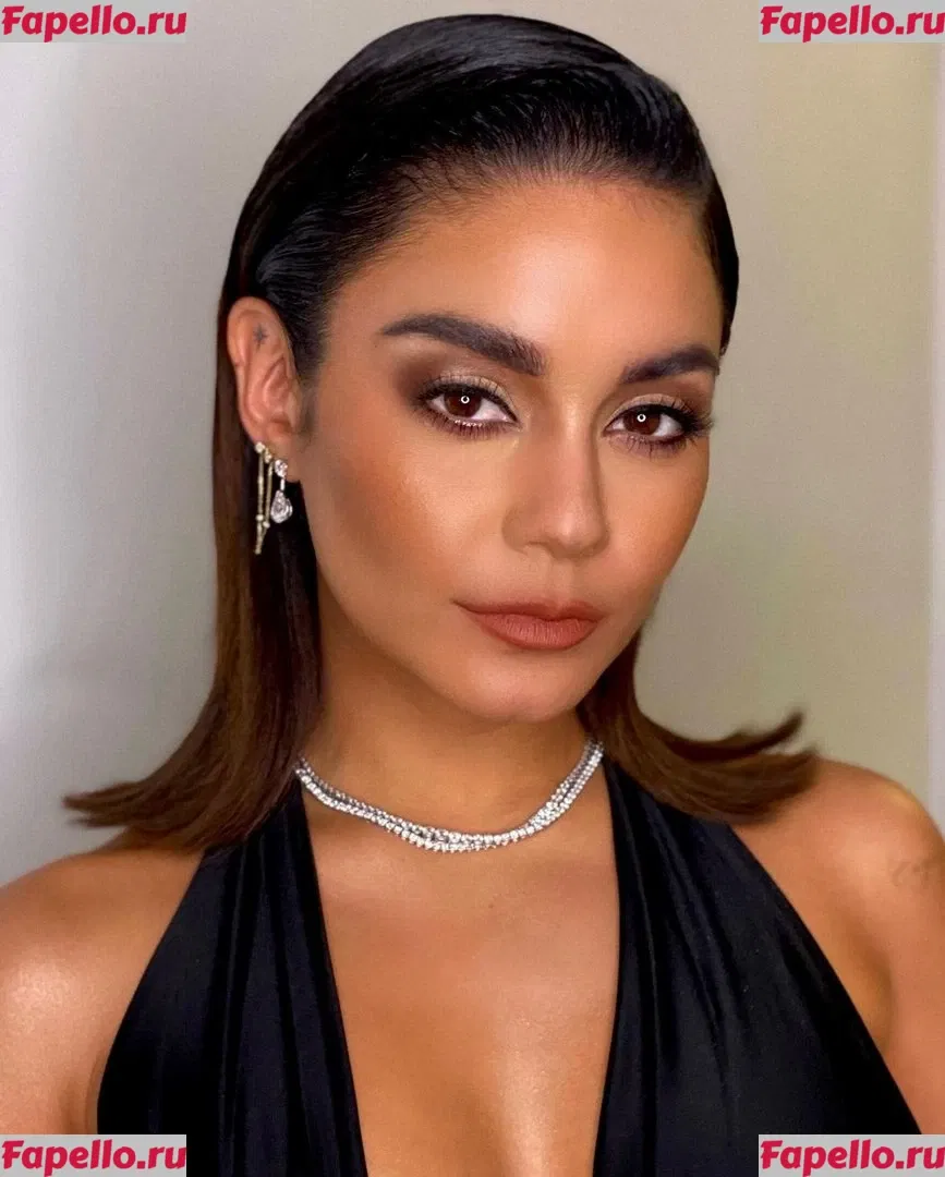 Vanessa Hudgens Onlyfans Photo Gallery 